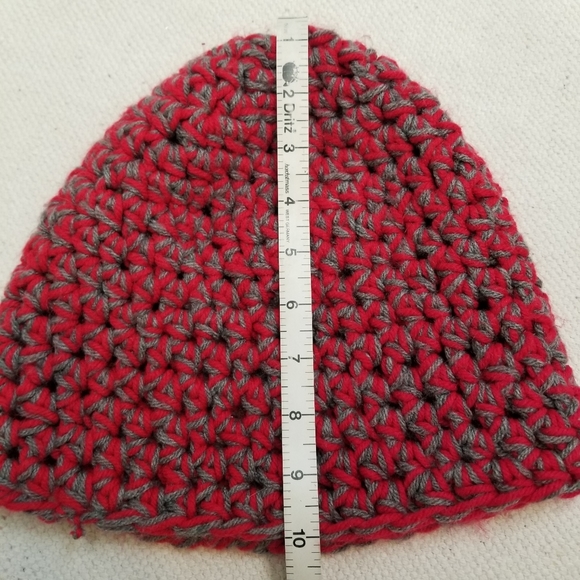 Handmade Crochet Knit Cap Red and Gray. - Picture 3 of 6